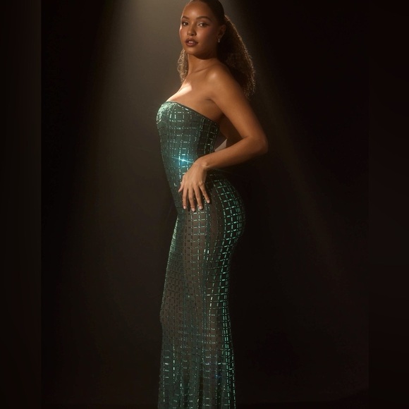 Oh Polly!, STATEMENT Gown,Marleni HEAVILY Rich Gem-Embellished, Dress,Size XS/2 - Picture 6 of 15